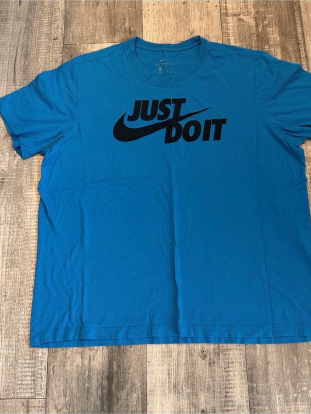 Nike Men’s Blue Short-Sleeve 'Just Do It' Graphic Tee